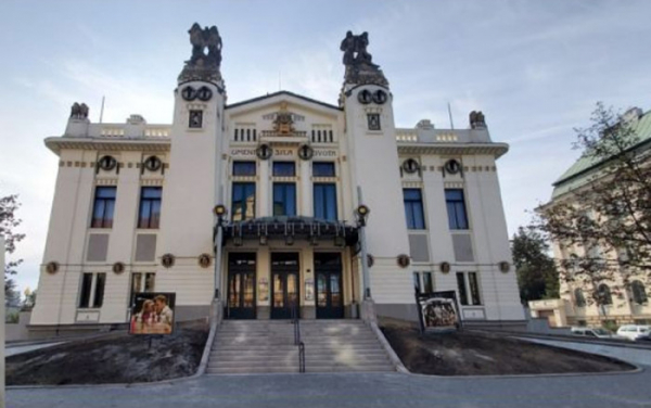 Krajští zastupitelé schválili necelých 5 milionů korun na podporu regionálních funkcí statutárních divadel
