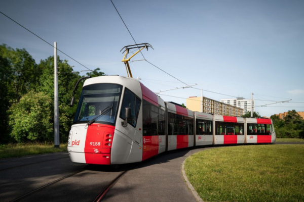 Nová vizuální identita Pražské integrované dopravy získala prestižní ocenění Red Dot Awards